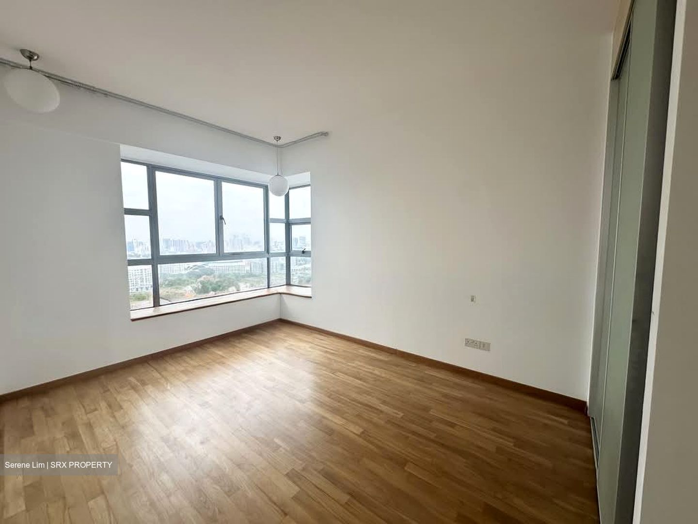 Urbana (D9), Condominium #593096091